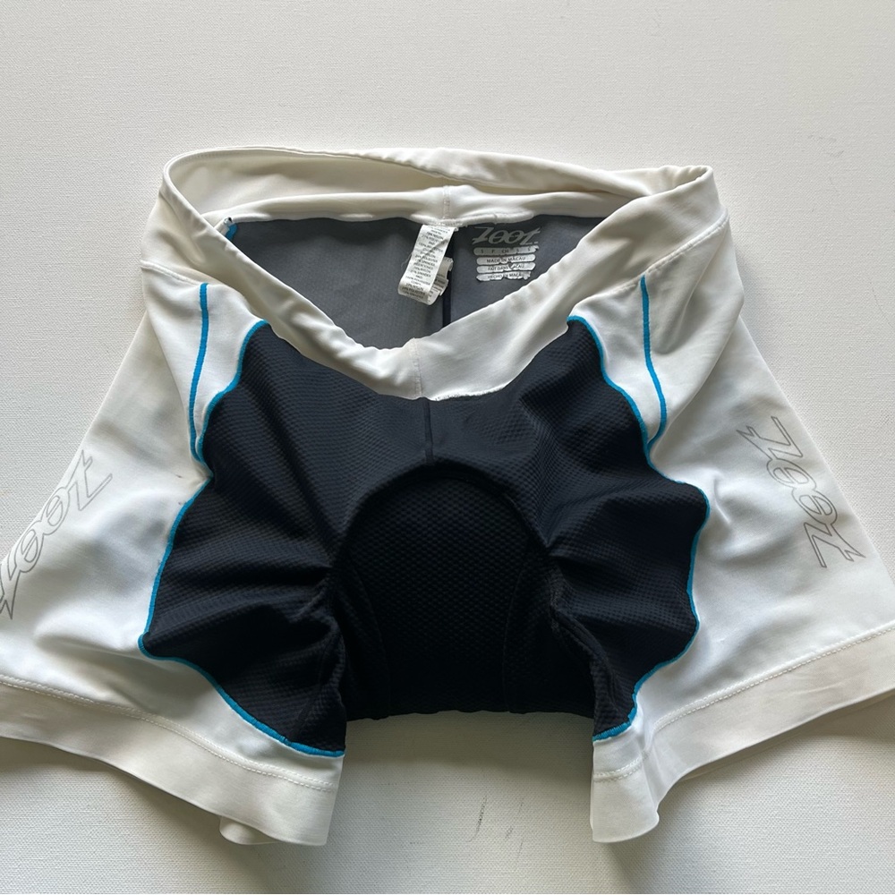 Zoot Black & White padded cycling shorts size S